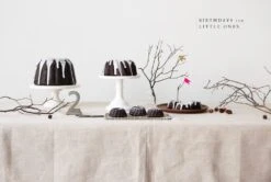 Sunday Suppers -Home Furnishings Shop 9780385345262 06